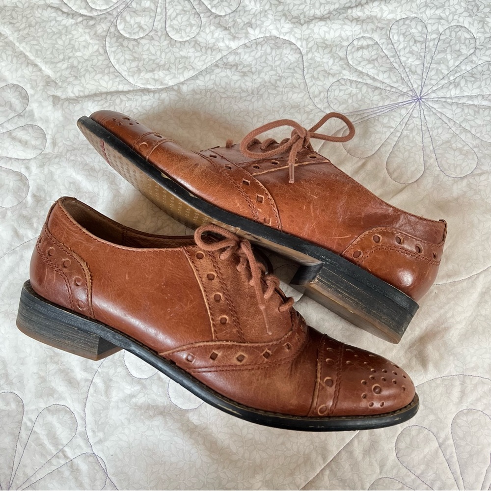 (SOLD) Miz Mooz Tan Oxfords